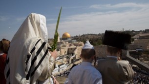 Prière des Kohanim au mur Occidental à Jérusalem, le 30 septembre 2015 (Crédit : Flash 90)