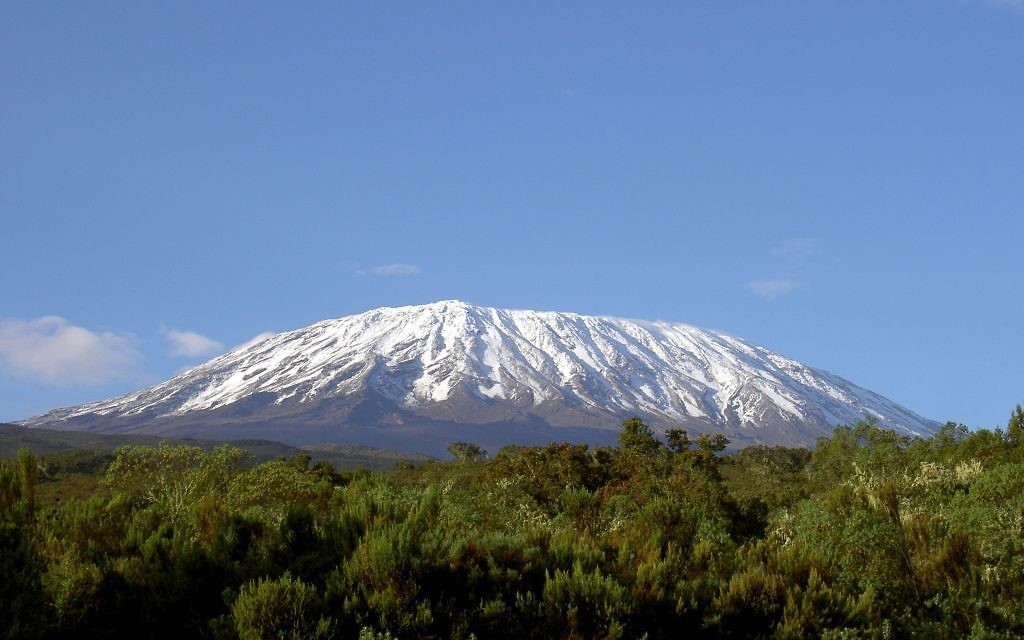 Mont Kilimanjaro (Crédit : Wikipédia : CC-BY-SA-3.0)