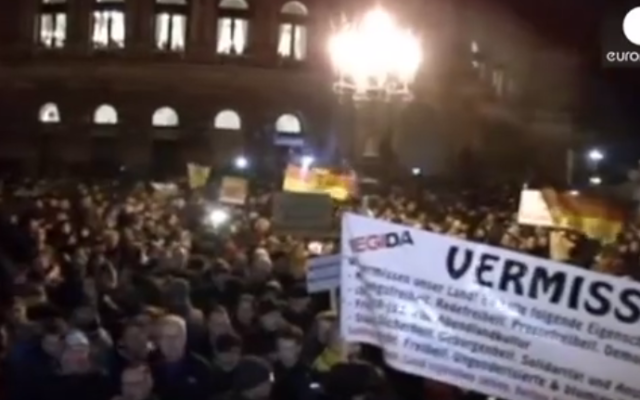 Rassemblement Pegida en Allemagne (Crédit : Capture d'écran YouTube/Euronews)