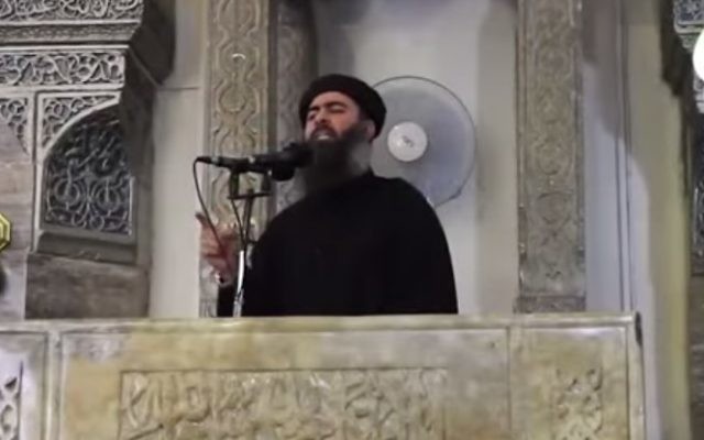 Abou Bakr Al-Baghdadi, chef de l'Etat islamique. (Crédit : capture d'écran YouTube)