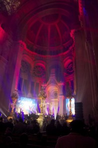 Le concert à la synagogue de la Victoire dédié aux victimes des attentats de l'Hyper Cacher de Vincennes, le 9 janvier dernier - 9 décembre 201( (Crédit : Eva Tapiero/Times of Israel)