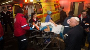 Scène de l'attaque au couteau à Beit Horon le 25 janvier 2016 (Crédit : Yonathan Sindel/Flash 90)