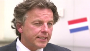 Bert Koenders, le ministre des Affaires étrangères des Pays Bas (Crédit : Capture d'écran YouTube)