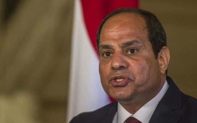 Le président égyptien Abdel-Fattah el-Sissi au Caire, le 17 avril 2016. (Crédit : Khaled Desouki/AFP)