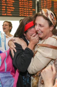 Des dizaines d'olim ont fait leur alyah (Credit: Noam Moskowitz)