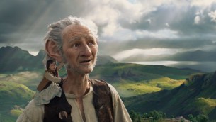 Une scène du film Le Bon Gros Géant, sorti en 2016. (Crédits : Walt Disney Pictures)