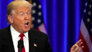 Le candidat républicain à la présidentielle Donald Trump pendant un meeting de campagne au Trump SoHo Hotel, à New York, le 22 juin 2016. (Crédit : Drew Angerer/Getty Images/AFP)