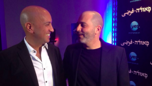 Avi Issacharoff, à gauche, et Lior Raz, les co-créateurs de la série télé israélienne 'Fauda' (Crédit : autorisation YES)