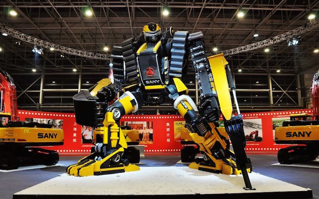Robot industriel (Crédit : Pixabay)