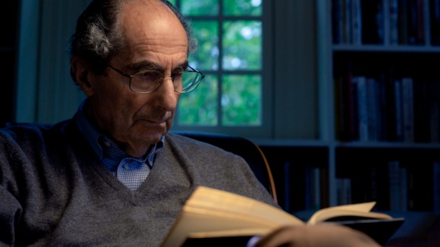 Philip Roth, l'auteur d'American Pastoral. (Crédit : Film Forum/File)