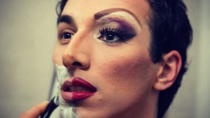 Lior Yisraelov a subi plusieurs transformations dans sa vie (Crédit : JTA/Katya Borodin)