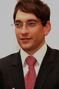 Amir G. Kabiri (Crédit : M.T. Abraham Center for the Visual Arts Foundation/CC BY/Wikipedia)