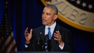 Le président américain Barack Obama pendant son dernier discours présidentiel, à Chicago, le 10 janvier 2017. (Crédit : Ronit Bezalel/Times of Israël) 