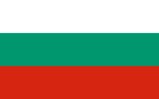 Le drapeau de la Bulgarie (Crédit : Domaine public)