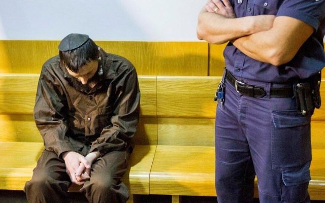 Meir Ephraim Goldstein, soupçonné d'avoir décapité son ex-femme et tenté de brûler son corps à Tibériade, devant la cour des magistrats de Nazareth, le 30 mars 2017. (Crédit : Flash90)