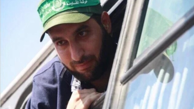 Mazen Foqaha à sa libération après l'accord Shalit, en 2011. (Crédit : capture d'écran Twiter)