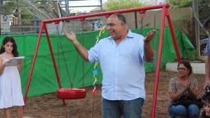 Pinhas Zoaretz, président du conseil régional de Binyamina. (Crédit : Facebook)
