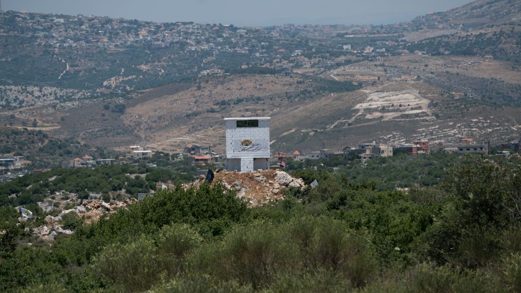 Une installation de l'ONG libanaise 'Green Without Borders', qui servirait, selon l'armée israélienne, d'avant-poste pour le Hezbollah sur la frontière israélo-libanaise, rendue publique le 22 juin 2017. (Crédit : Unité du porte-parole de l'armée) 