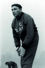 Bela Guttman dans son uniforme à Milan (Autorisation) 