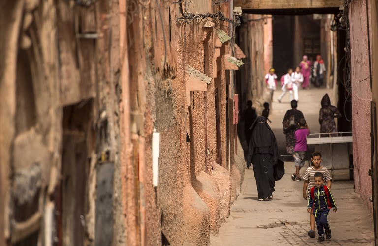 Le quartier juif de la "Mellah", dans la Médina de Marrakech, le 13 octobre 2017. (Crédit : Fadel Senna/AFP)