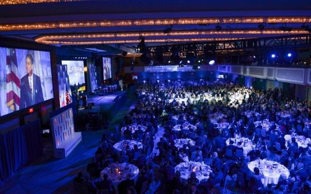 Over 1,200 people gather for a Friends of the IDF gala in New York on October 23, 2017. (Shahar Azran/FIDF)