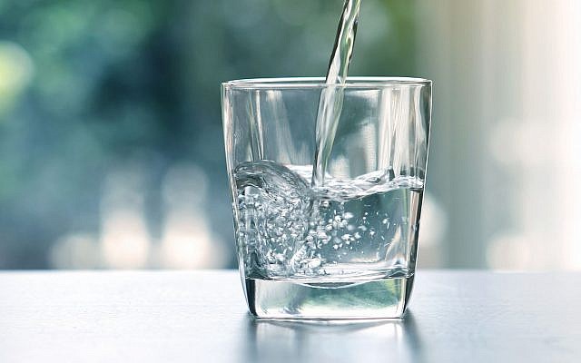 Illustration : un verre d'eau (rosette, IStock de Getty Images)