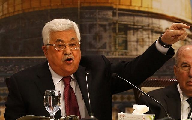 Le président de l'Autorité palestinienne Mahmoud Abbas préside une réunion du Conseil national palestinien à Ramallah le 30 avril 2018. (AFP PHOTO / ABBAS MOMANI)