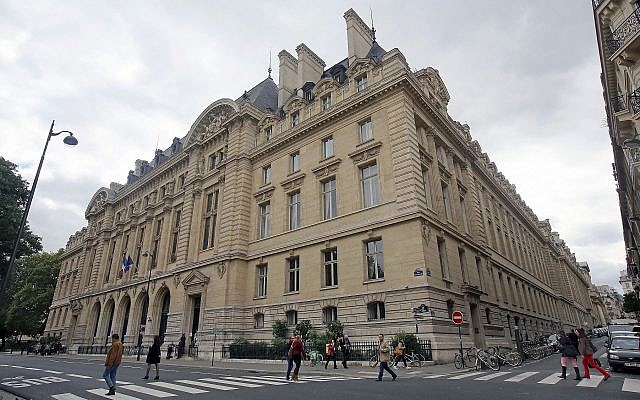 Illustration : vue de l'Université de la Sorbonne à Paris, jeudi 19 septembre 2013 (Crédit : AP Photo / Rémy de la Mauvinière)