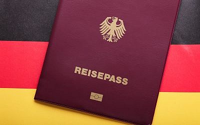Illustration : un passeport allemand. (Crédit : iStock)