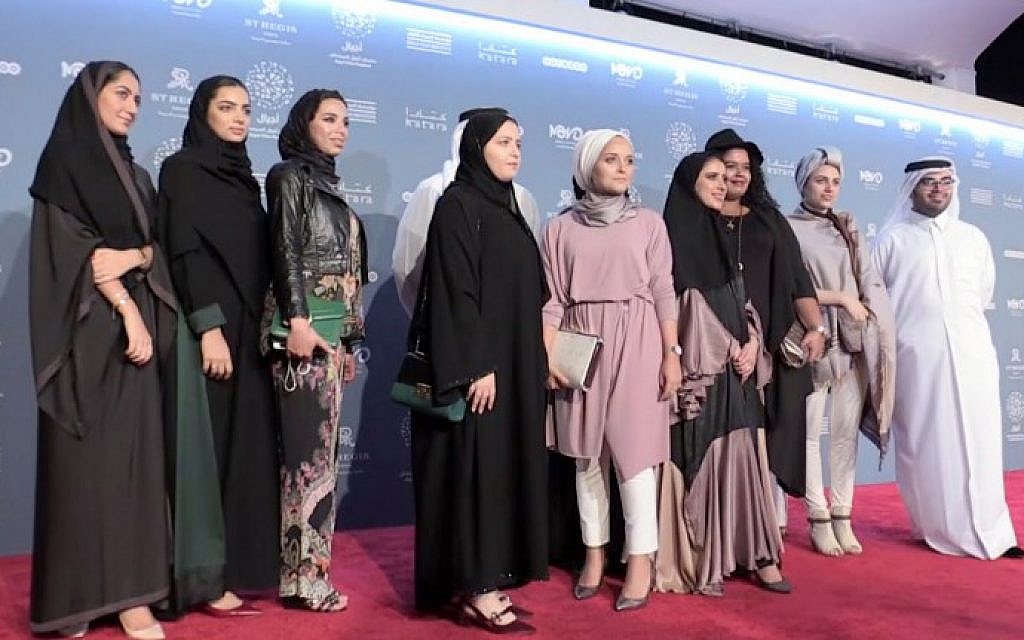Les réalisatrices femmes, " pionnières " dans le cinéma au Qatar.