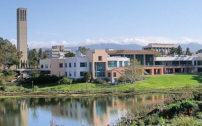 L'université de Californie à Santa Barbara (Crédit: CC-BY-SA Coolcaesar/Wikimedia Commons)
