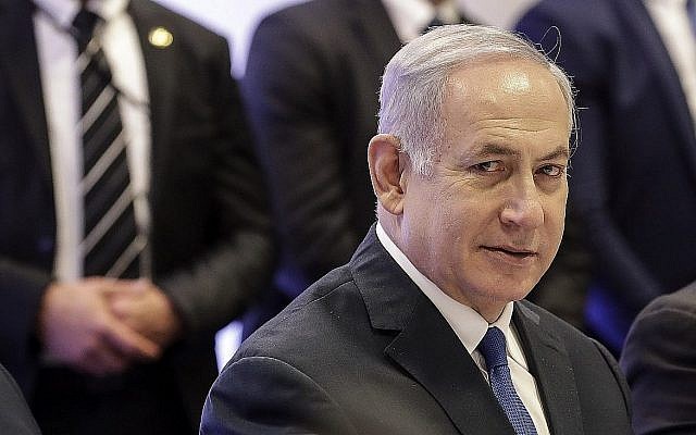 Le Premier ministre Benjamin Netanyahu à une conférence sur la paix et la sécurité au Moyen-Orient à Varsovie, en Pologne, le 14 février 2019 (Crédit :AP Photo/Michael Sohn)