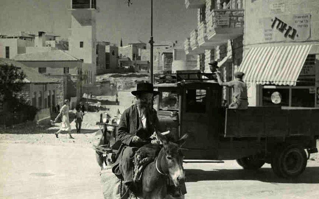 Voyage au Moyen-Orient, Mandat britannique en Palestine, 1936. © Philippe Halsman / Magnum Photos / Courtesy CLAIRbyKahn
