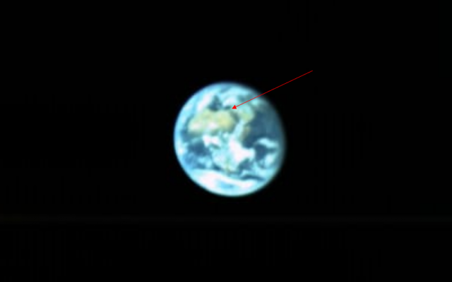 Photo prise par la sonde lunaire Bereshit à 131 000 km de la Terre, le 24 mars 2019. (Crédit : Bereshit)