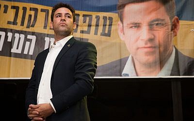 Ofer Berkovitch, candidat à la mairie de Jérusalem et chef du mouvement Hitorerut (Eveil), lors de l'ouverture de la campagne électorale de Hitorerut à Jérusalem, le 2 septembre 2018. (Yonatan Sindel/Flash90)