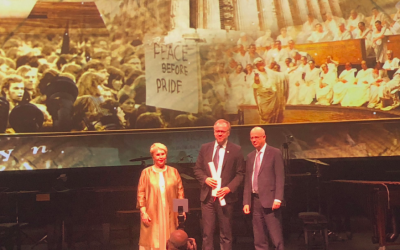 Christophe Deloire, directeur général de l’ONG Reporters sans frontières, sur la scène de la cérémonie de remise des prix Dan David, le 19 mai 2019. (Crédit photo : Hélène Le Gal / Twitter)