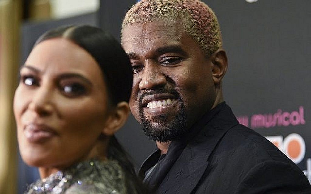 Kim Kardashian et Kanye West prénomment leur quatrième enfant Psaume | The Times of Israël
