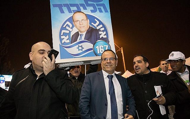 Ayoub Kara, député du Likud à la Knesset, au bureau de vote du Likud à Jérusalem pour les primaires du parti le 5 février 2019. (Noam Revkin Fenton/Flash90)