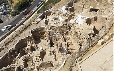 Les fouilles archéologiques du Mont Zion sont conduites par l'Université de Caroline du Nord, Charlotte, en coopération avec le collège académique Ashkelon au parc national de Jérusalem des Murs de Jérusalem, 2019. (Virginia Withers)