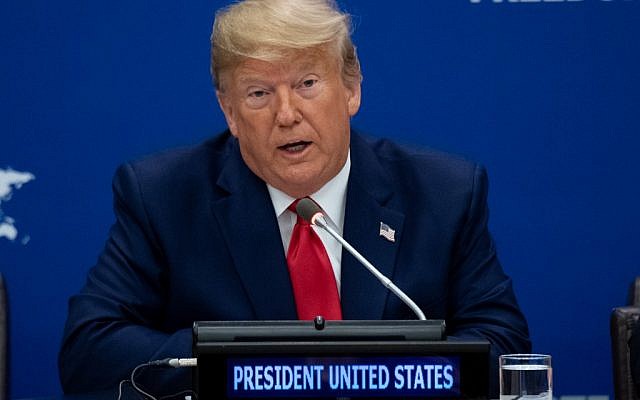 Le président américain Donald Trump lors d'une réunion de l'ONU sur la liberté de religion, en marge de l'Assemblée générale, le 23 septembre 2019. (Crédit : SAUL LOEB / AFP)