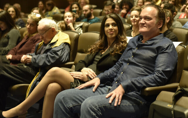 Daniella Pik et son mari, Quentin Tarantino, à la Cinémathèque de Jérusalem le 14 décembre 2019. (Autorisation : Shaul Weinstein)