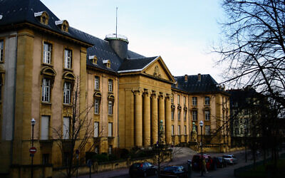Le Palais de justice de Sarreguemines. (Crédit : Novi / GNU Free Documentation License / Wikimedia)