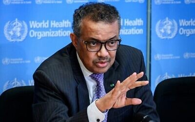 Le Directeur général de l'Organisation mondiale de la santé (OMS) Tedros Adhanom Ghebreyesus s'exprime lors d'un point de presse sur le coronavirus au siège de l'OMS à Genève le 9 mars 2020. (Crédit : Fabrice Coffrini / AFP)