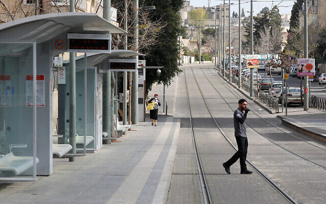 Le quartier de Beit ha Kerem à Jérusalem est désert le 25 mars 2020. (Photo by Olivier Fitoussi/Flash90)