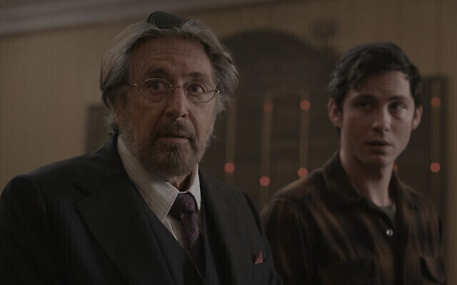 Al Pacino (à gauche) dans un extrait de "Hunters", une nouvelle série d'Amazon. (Avec l'aimable autorisation de Amazon Studios)