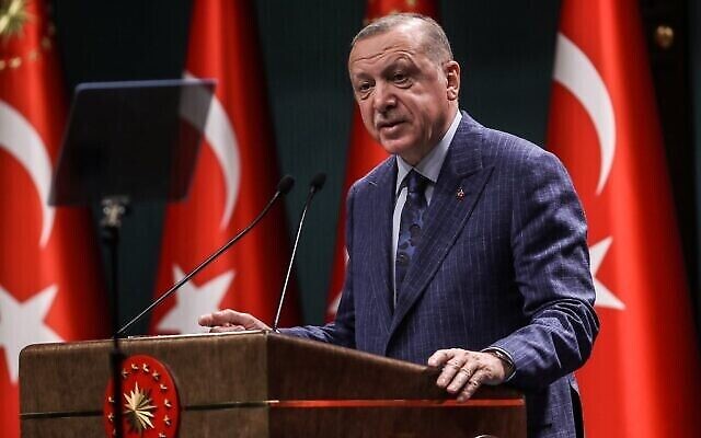 Le président turc Recep Tayyip Erdogan s'exprime lors d'une conférence de presse au complexe présidentiel d'Ankara, le 29 juin 2020. (Crédit : Adem ALTAN / AFP)