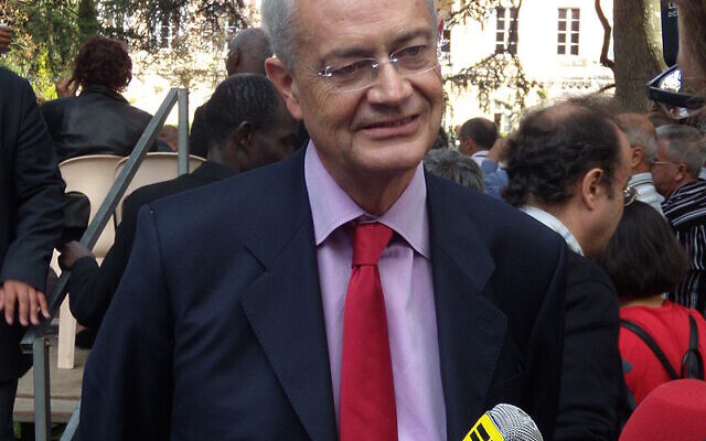 Jean-Louis Bianco, ex ministre du PS et président de lObservatoire de la laïcité, en 2009. Crédit : Mikani/CC BY-SA 3.0=