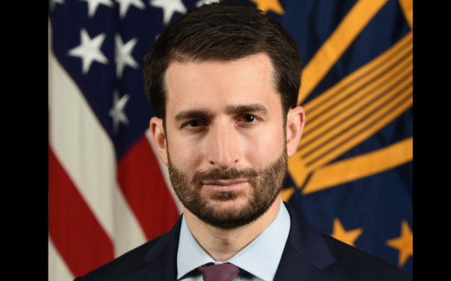 Ezra Cohen-Watnick (Crédit : département américain de la Défense)