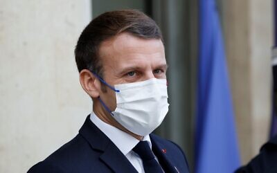 Le président français Emmanuel Macron à l'Elysée, le 1 décembre 2020. (Crédit : Thomas COEX / AFP)