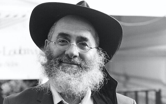 Le rabbin David Zaoui, émissaire Loubavitch à Neuilly-sur-Seine. (Crédit : Hassidout.org)